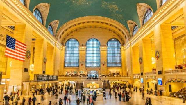 SECRETS OF GRAND CENTRAL STATION