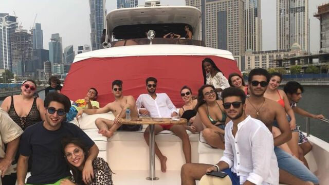 YACHT EXPERIENCE: TOUR E PARTY ESCLUSIVO A BORDO