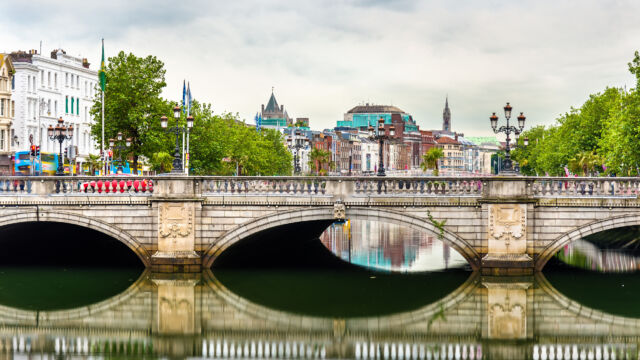 O’CONNELL BRIDGE, THE SPIRE & ST.STEPHEN’S GREEN